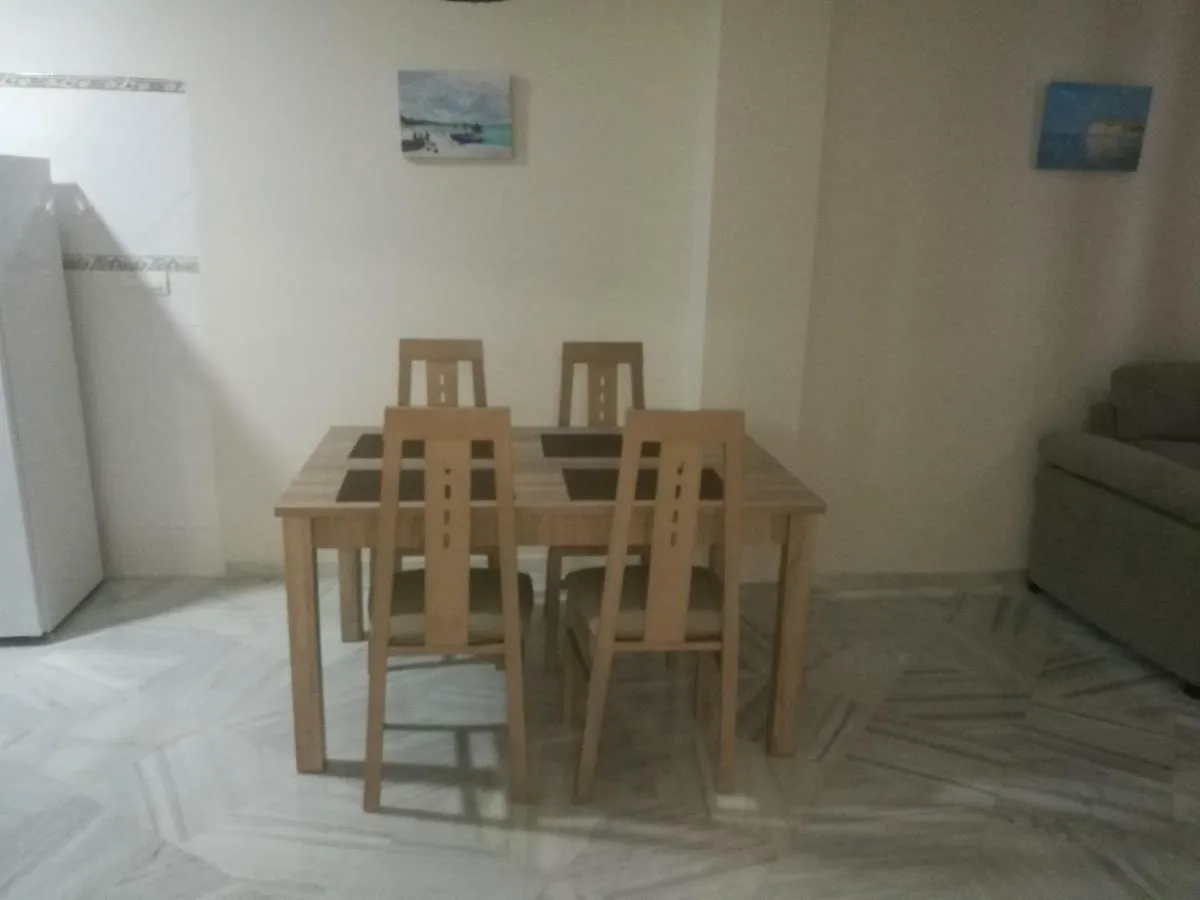 Apartamentos Edificio Vicente Малага