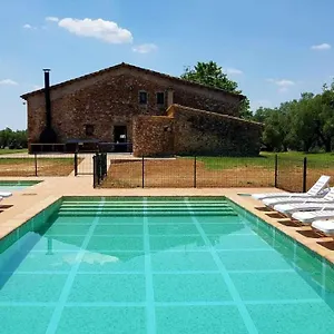 Masia Grupos Con Piscina Privada28 Pax Cabanelles